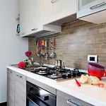 8 Via V. Monti Сasa de vacaciones