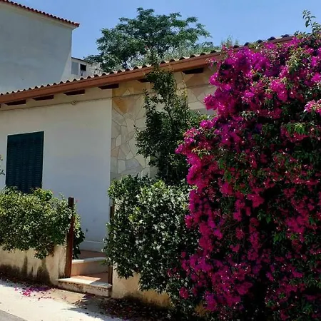 Holiday home 8 Via V. Monti