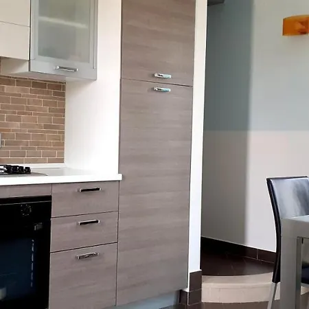 8 Via V. Monti Holiday home