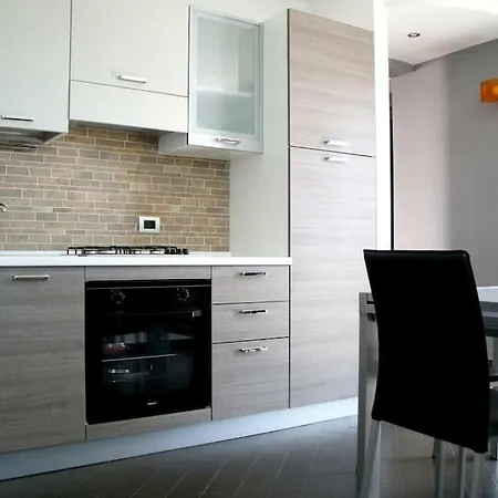 8 Via V. Monti Holiday home *